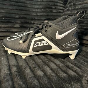 Nike Alpha menace baseball cleats 10.5M